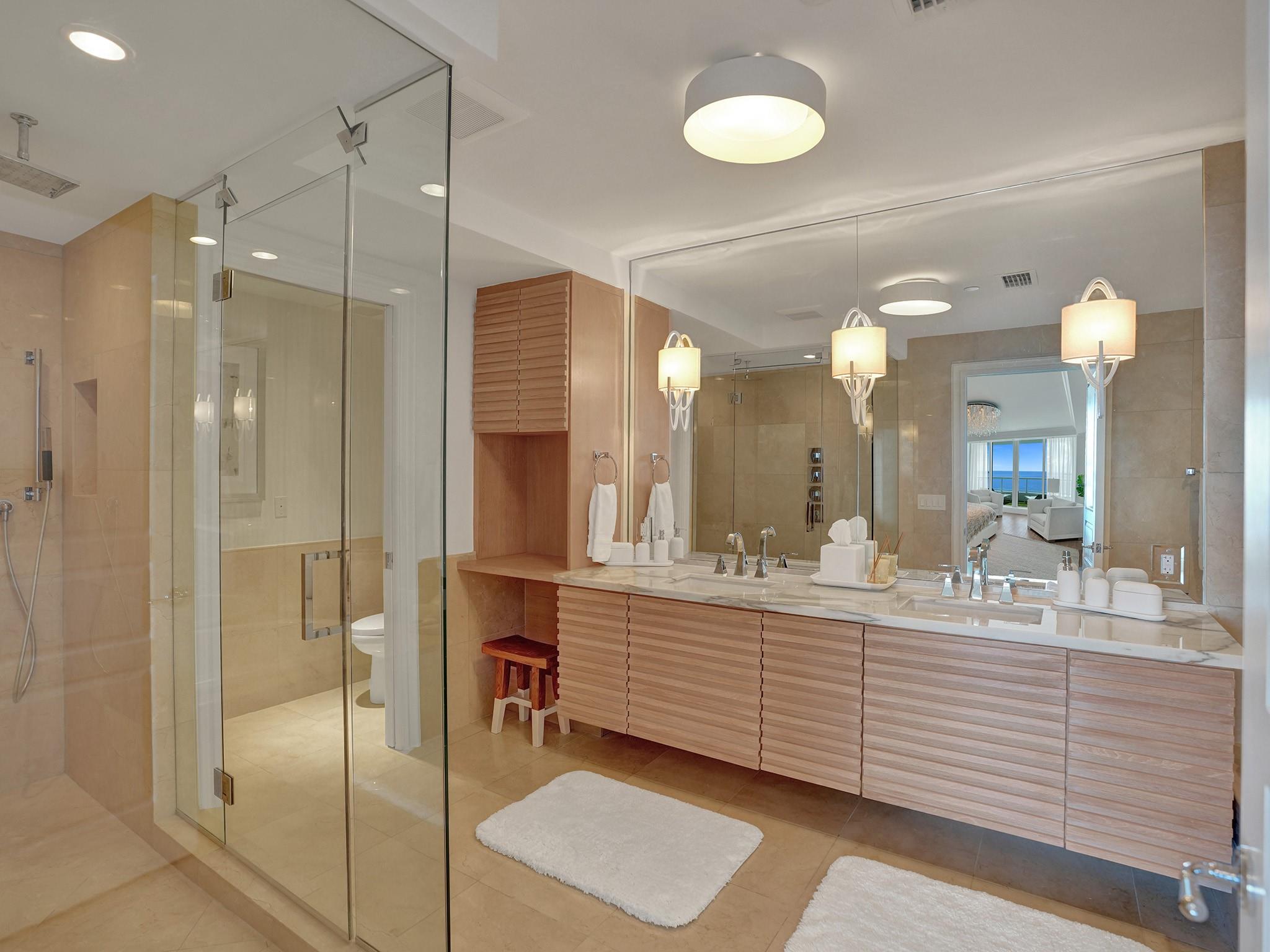 Ritz Carlton - Residential