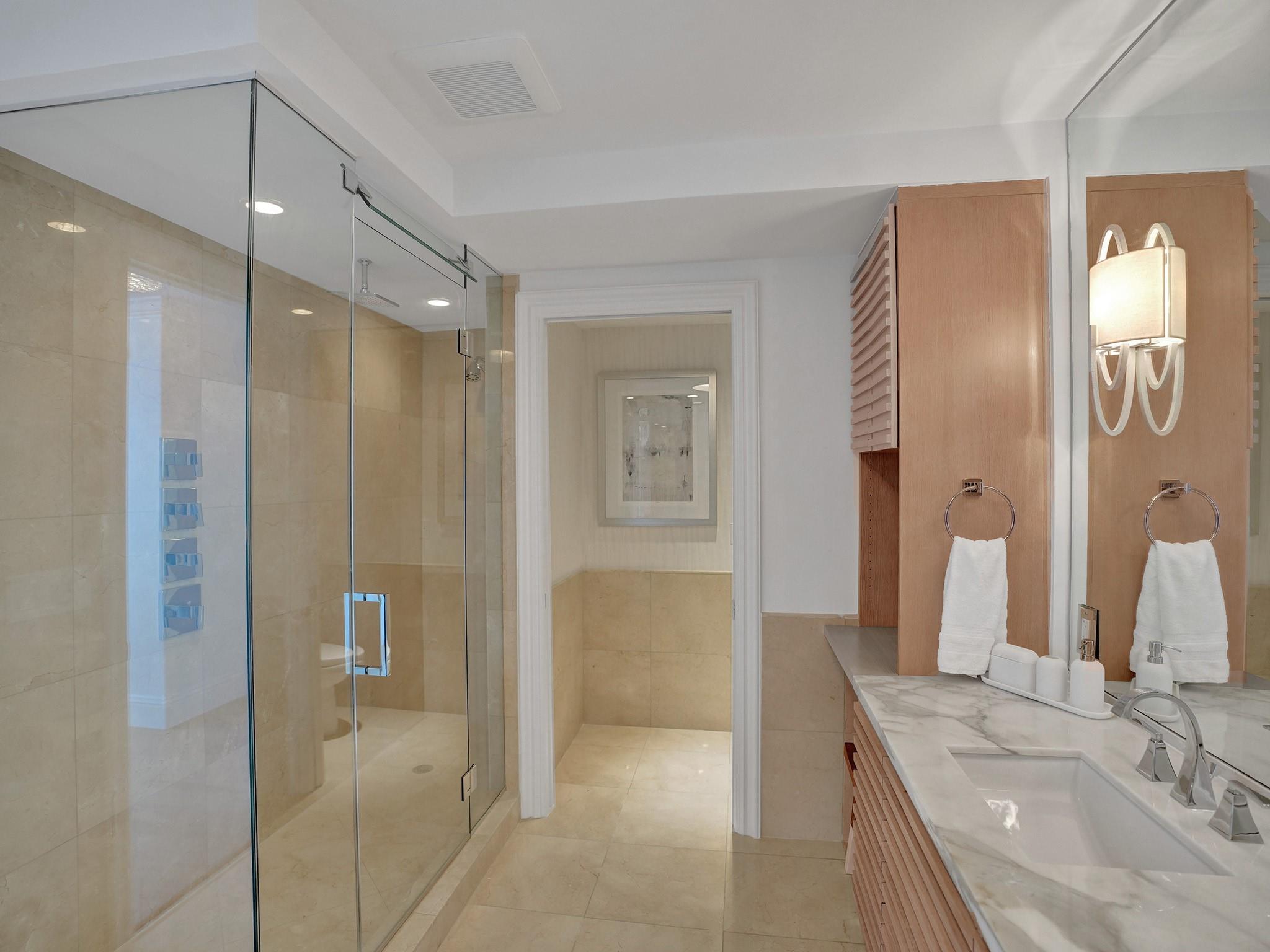 Ritz Carlton - Residential