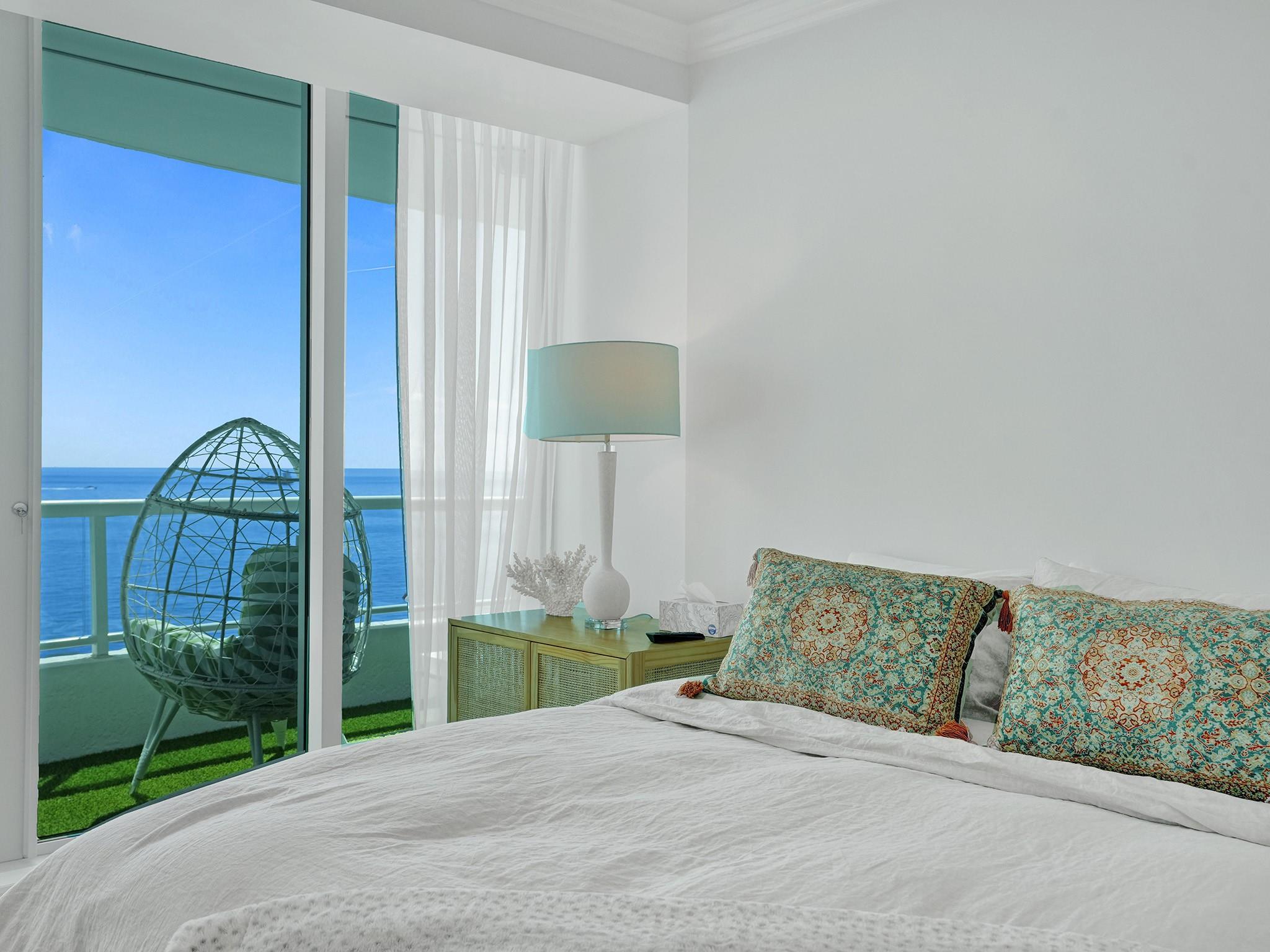 Ritz Carlton - Residential