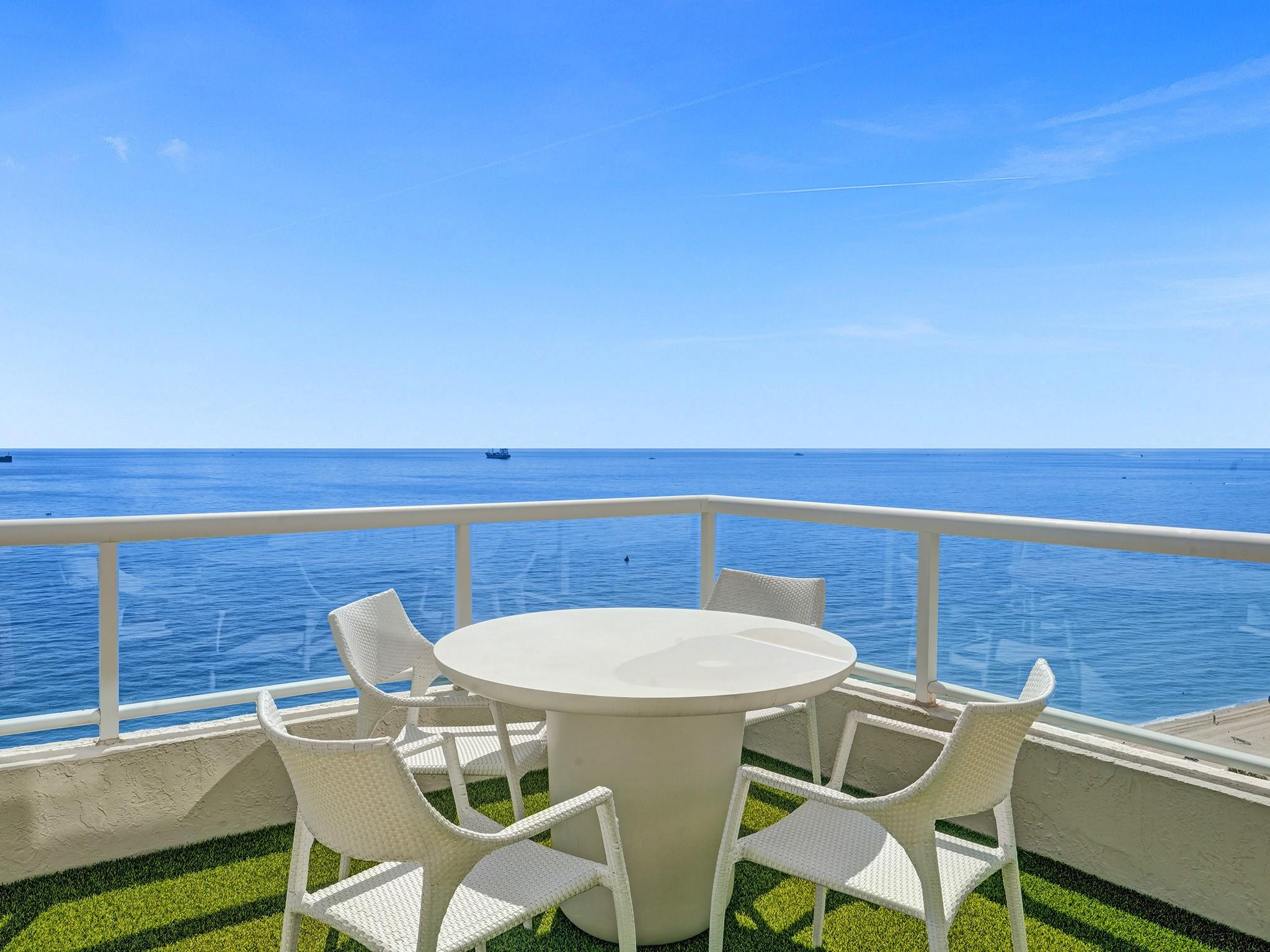 Ritz Carlton - Residential