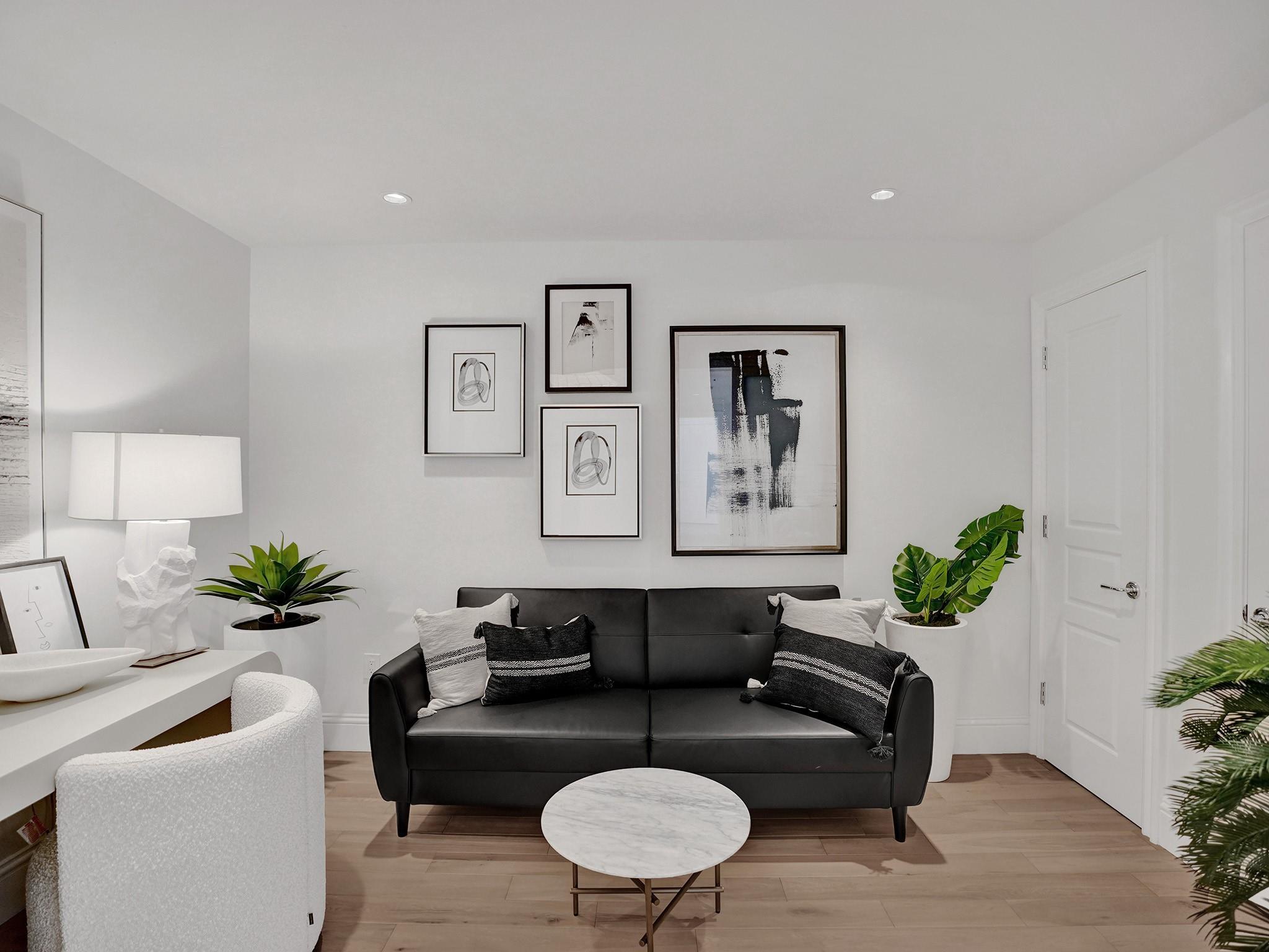 Ritz Carlton - Residential