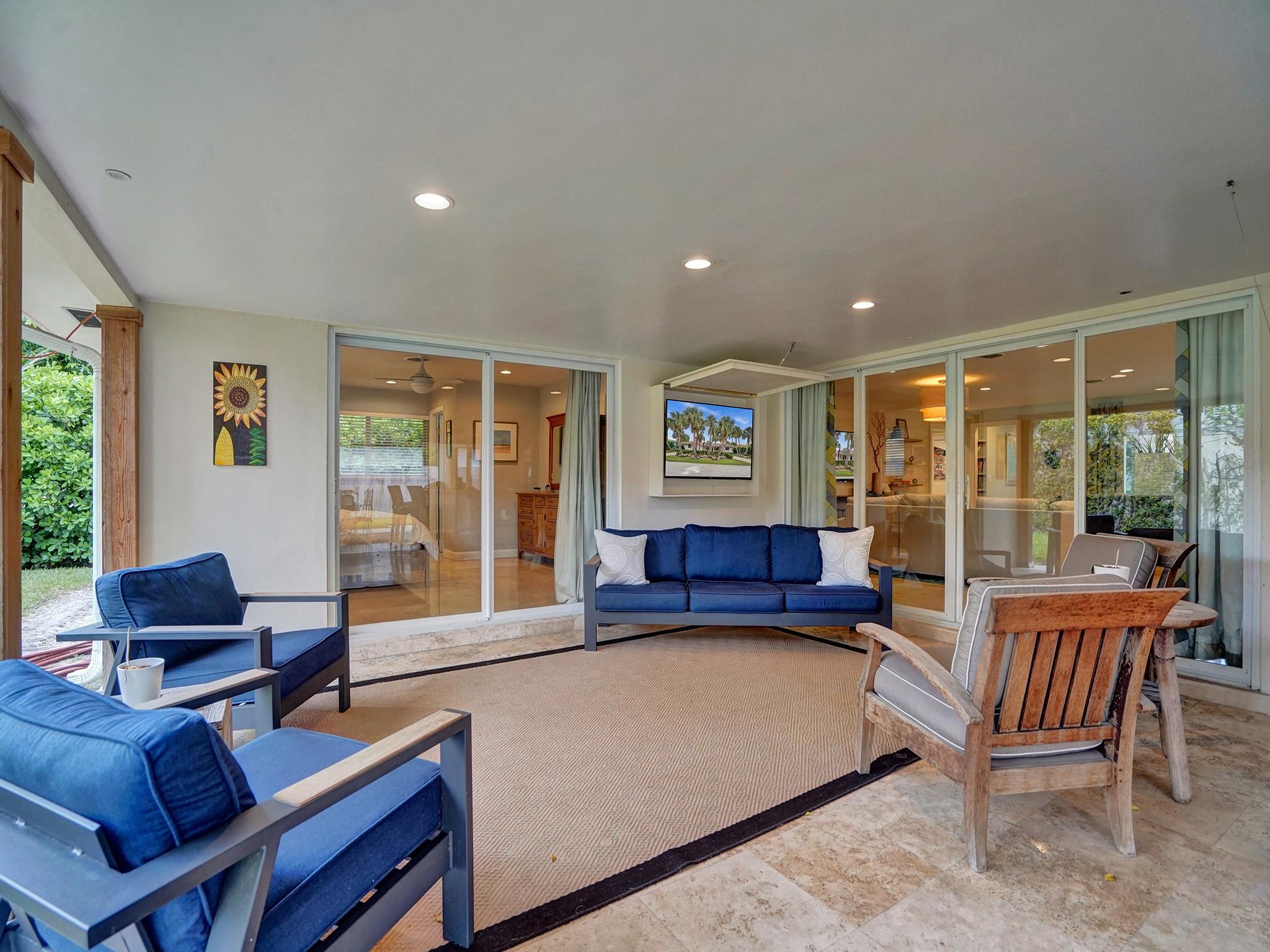 SEA RANCH LAKES - Residential