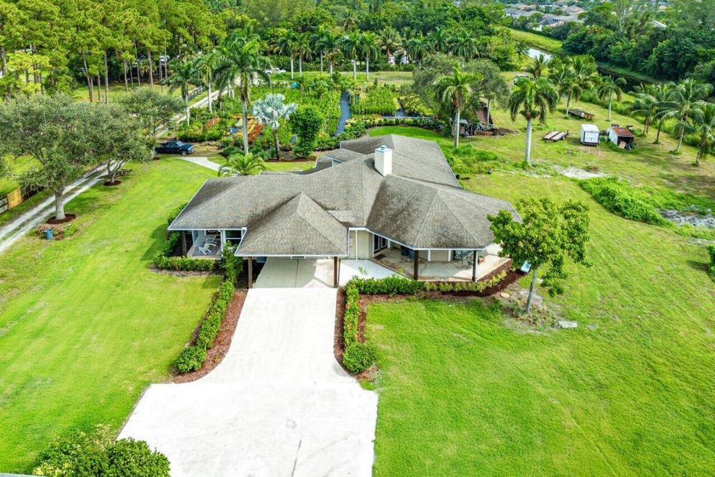 Photo of 7437 Saddle Road, Lake Worth, FL 33463 (MLS # R11123942)