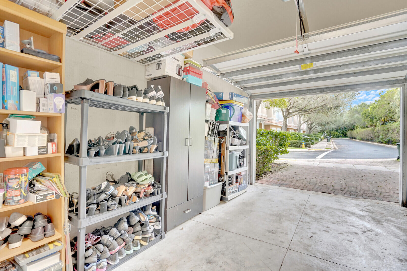 GRAMERCY SQUARE - Residential