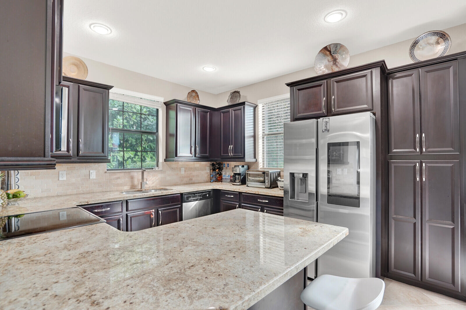 GRAMERCY SQUARE - Residential