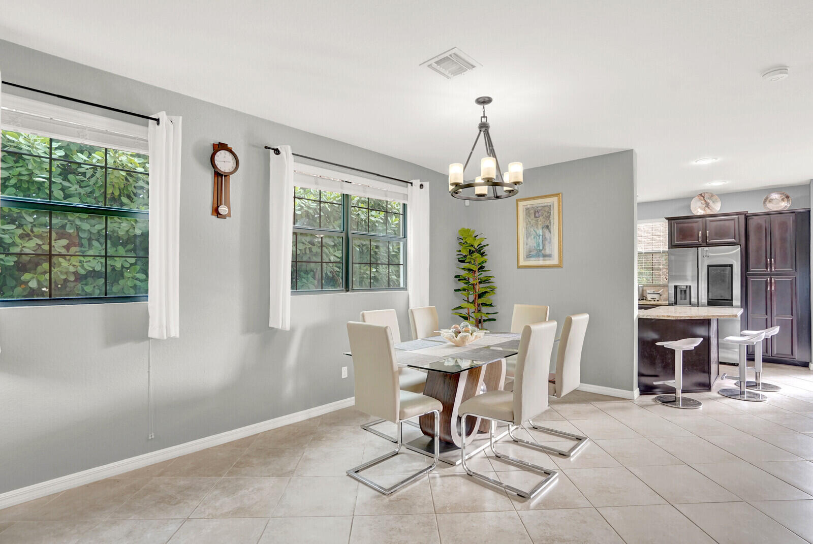 GRAMERCY SQUARE - Residential