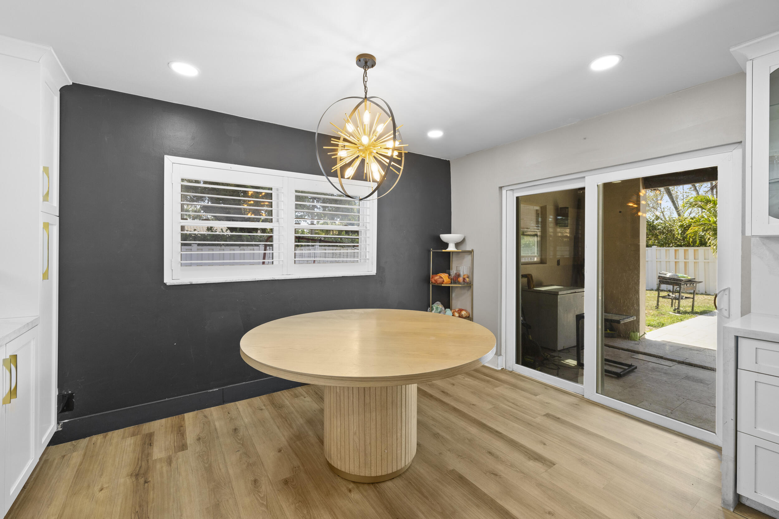 SHADOW WOOD - Residential