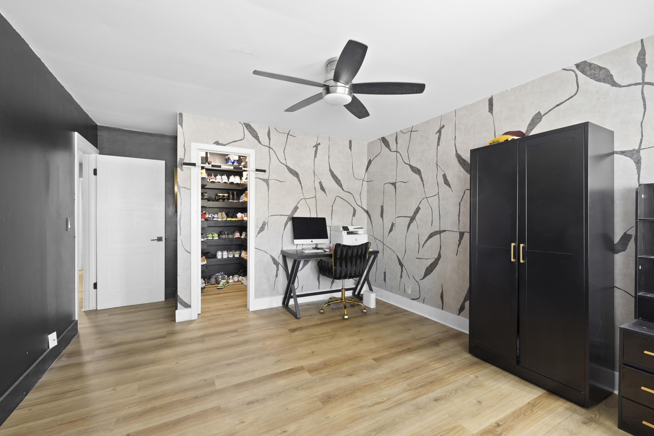 SHADOW WOOD - Residential