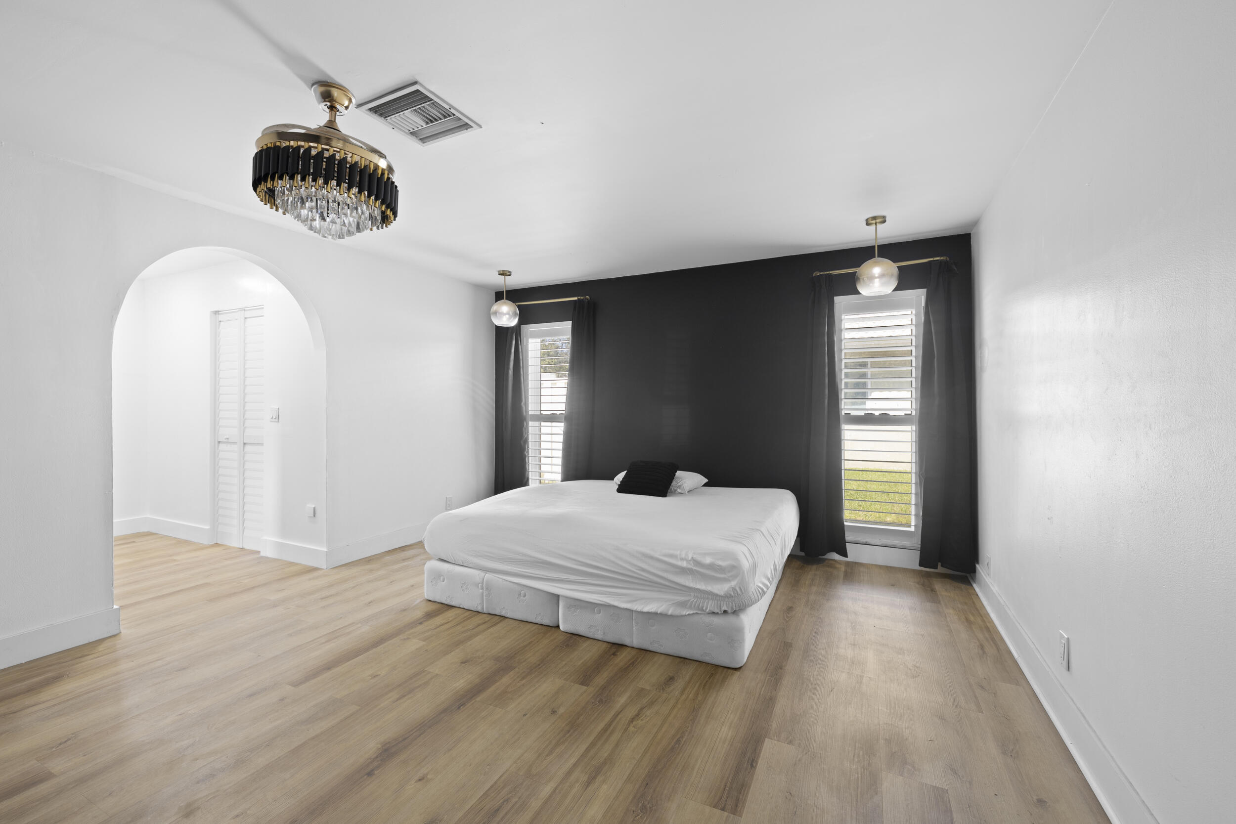 SHADOW WOOD - Residential