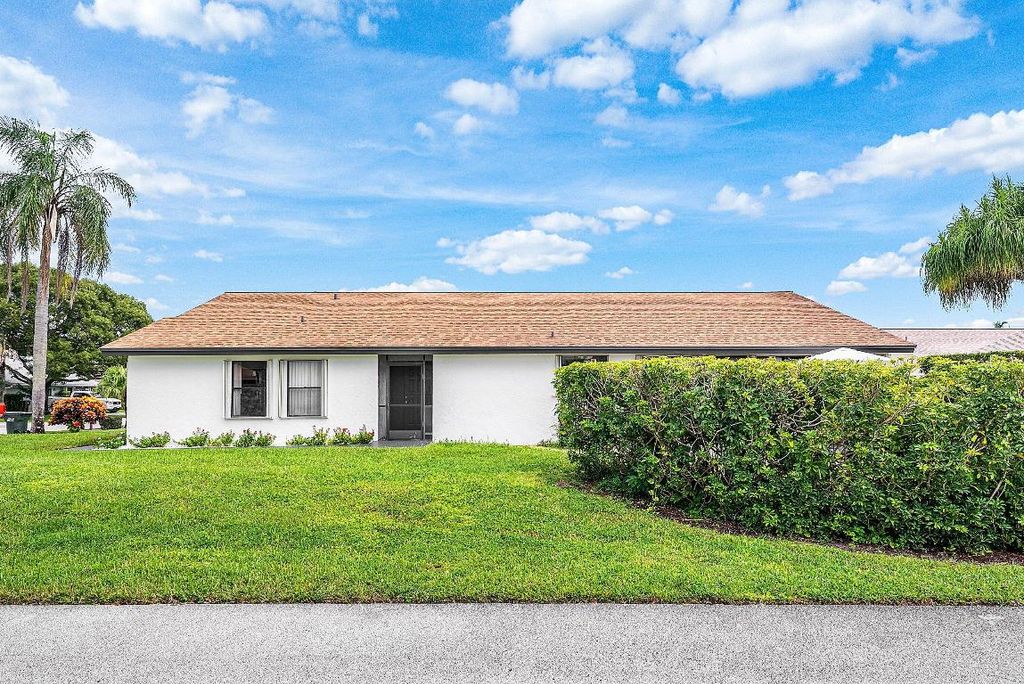 Photo of 2622 NW 13th Street, Delray Beach, FL 33445 (MLS # R11128604)