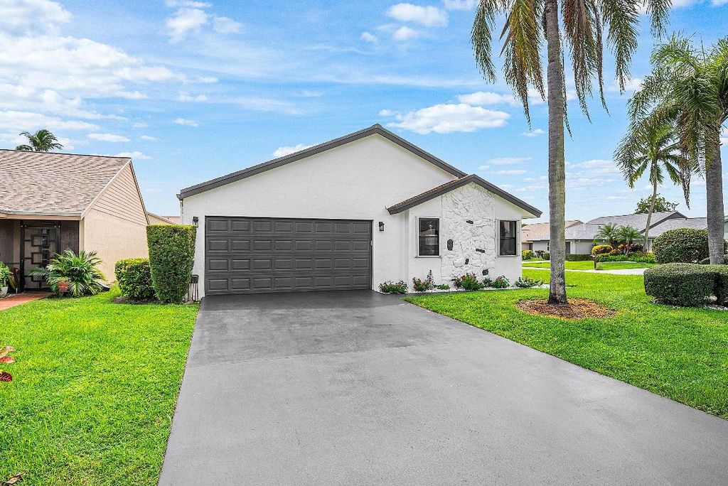 Photo of 2622 NW 13th Street, Delray Beach, FL 33445 (MLS # R11128604)
