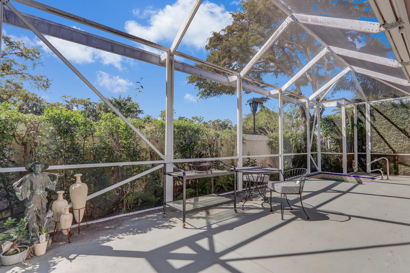 IBIS GOLF AND COUNTRY CLU - Residential