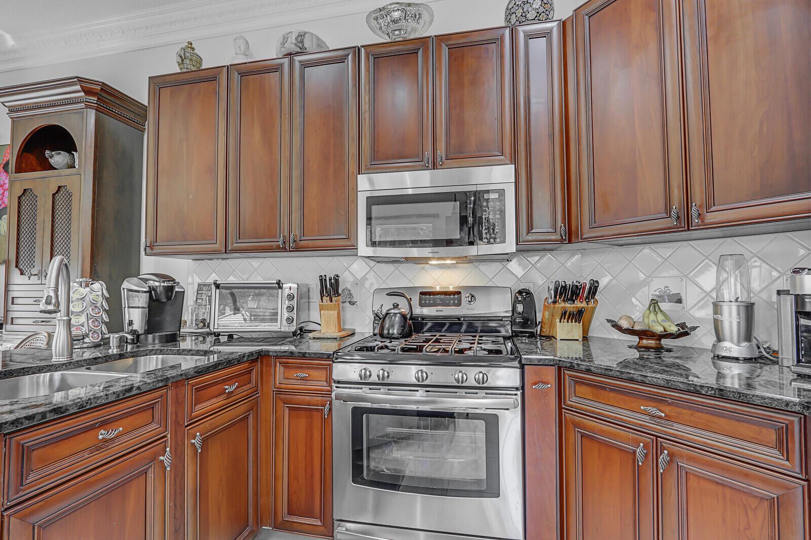 IBIS GOLF AND COUNTRY CLU - Residential