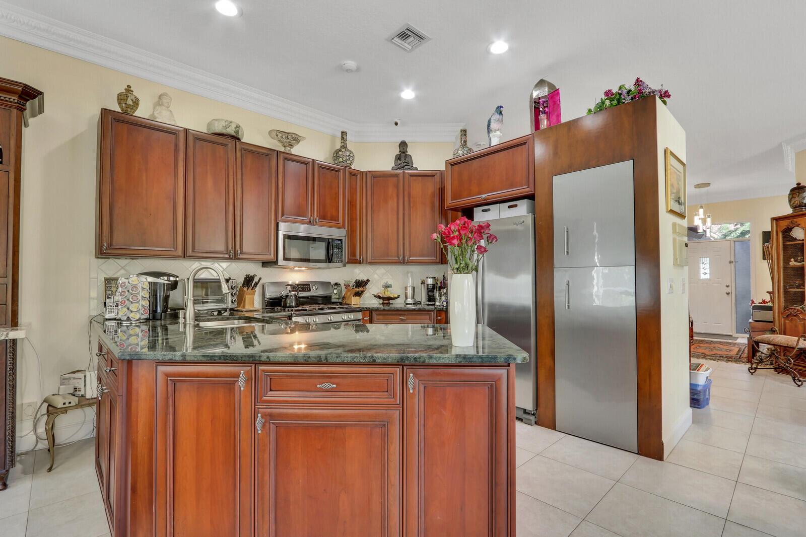 IBIS GOLF AND COUNTRY CLU - Residential