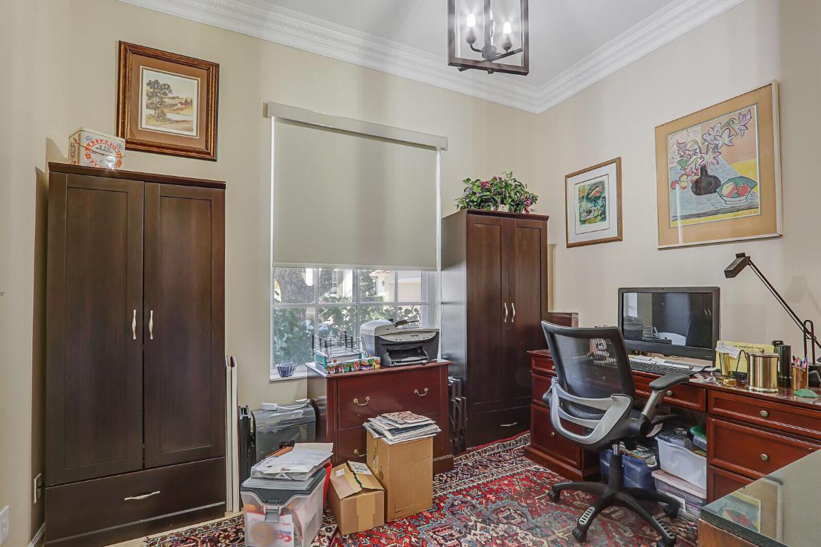 8241 Heritage Club Drive