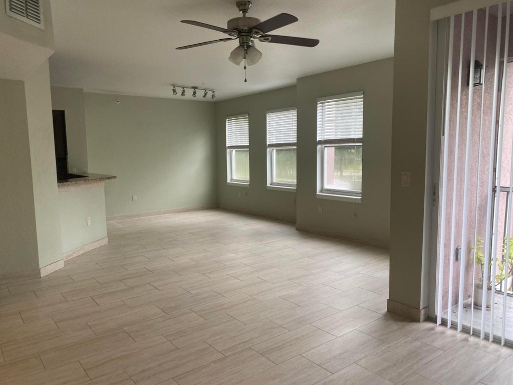 Photo of 6920 W SAMPLE Road W #6920, Coral Springs, FL 33067 (MLS # B26083082)