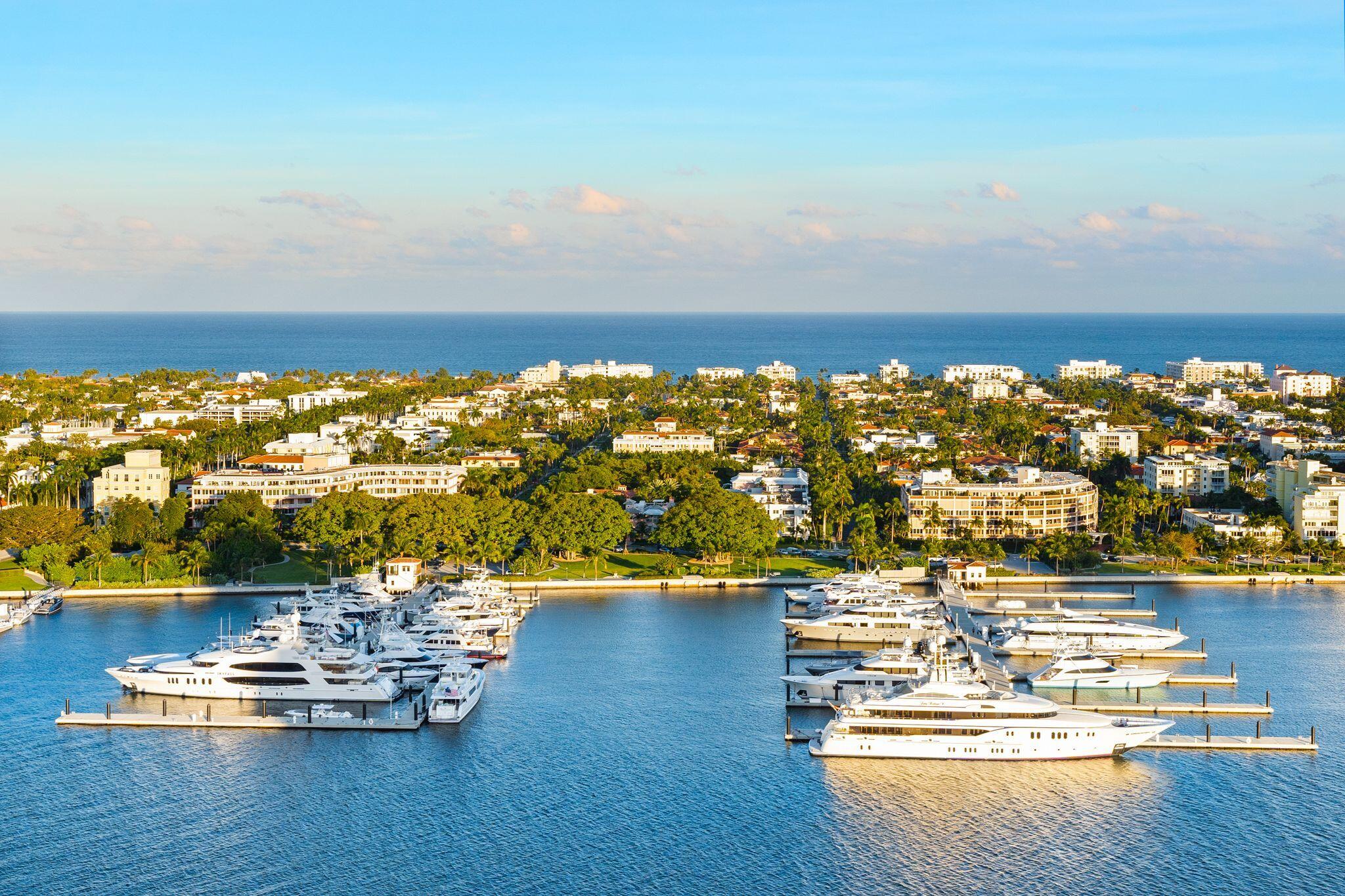 BRISTOL CONDO - Residential