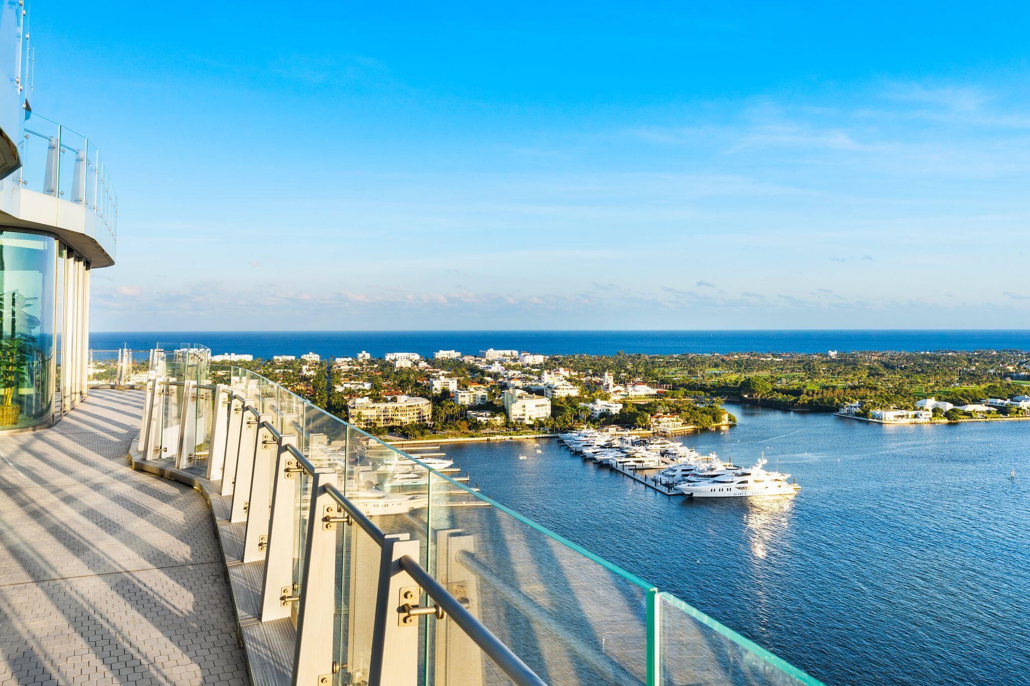 BRISTOL CONDO - Residential