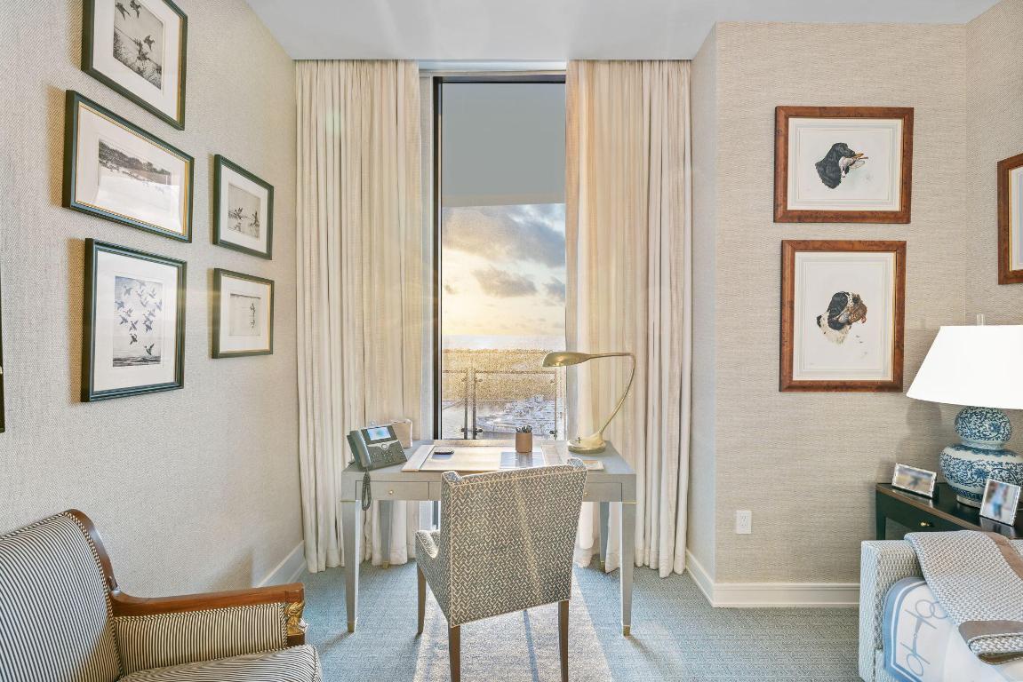 BRISTOL CONDO - Residential