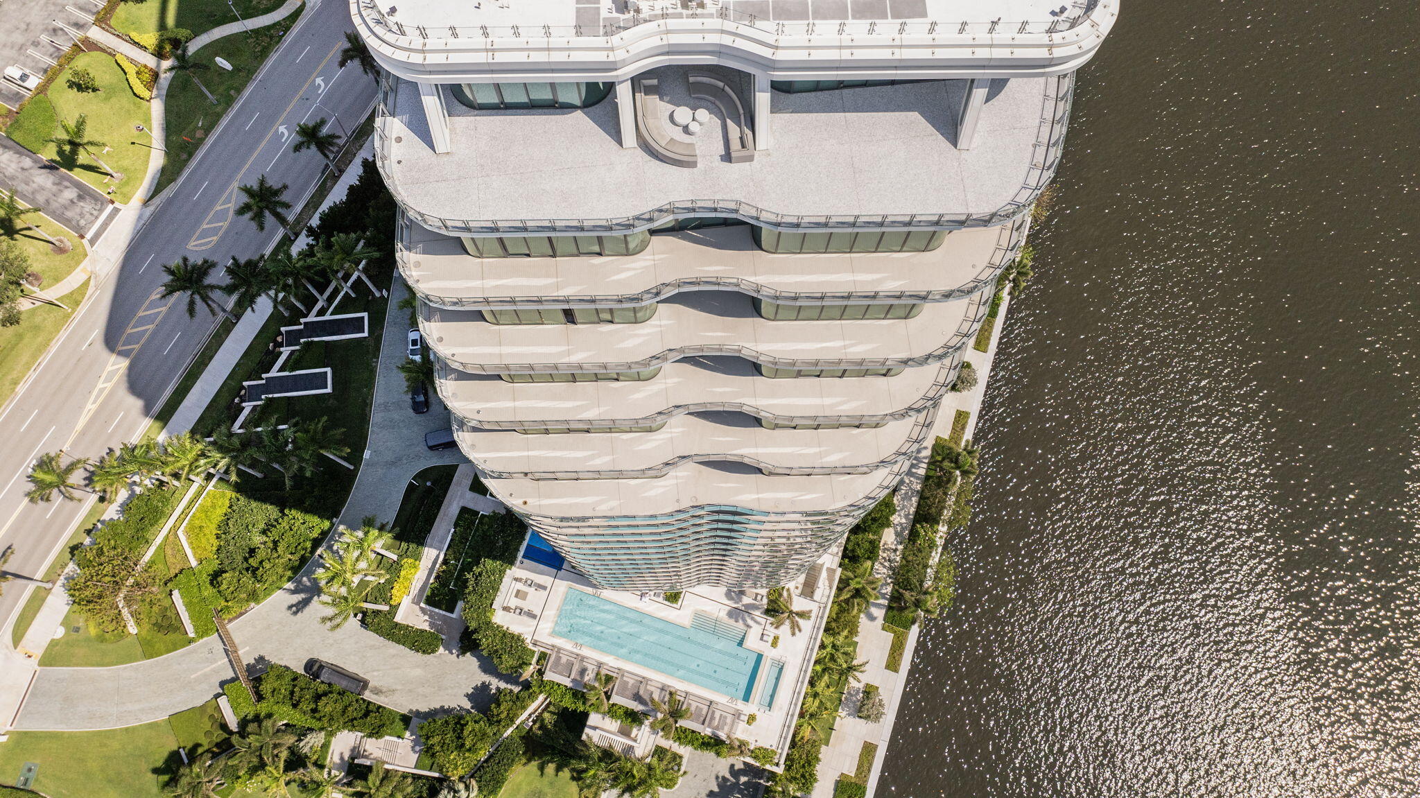 BRISTOL CONDO - Residential