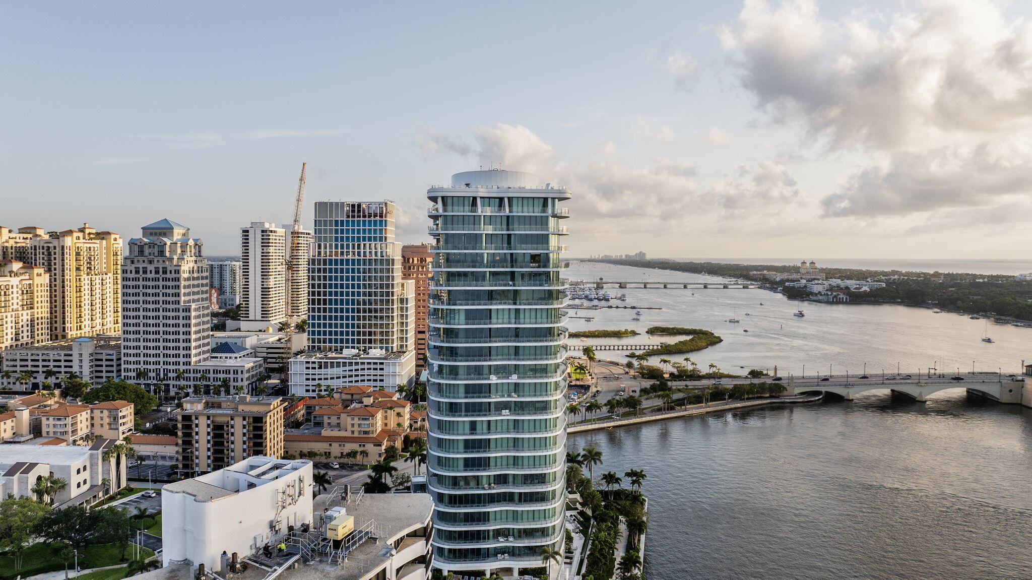 BRISTOL CONDO - Residential