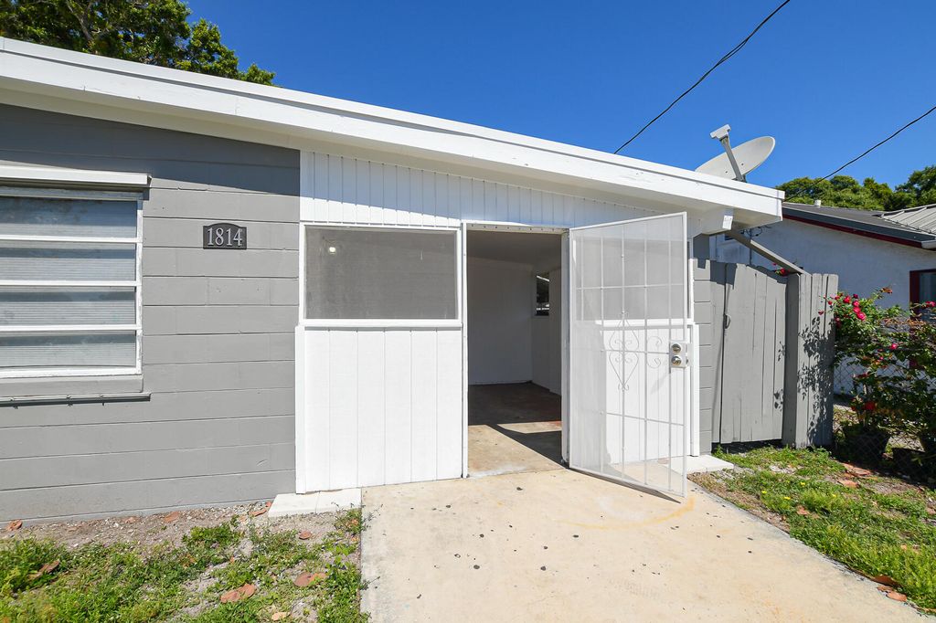 Photo of 1814 Miami Court, Fort Pierce, FL 34950 (MLS # R11166199)