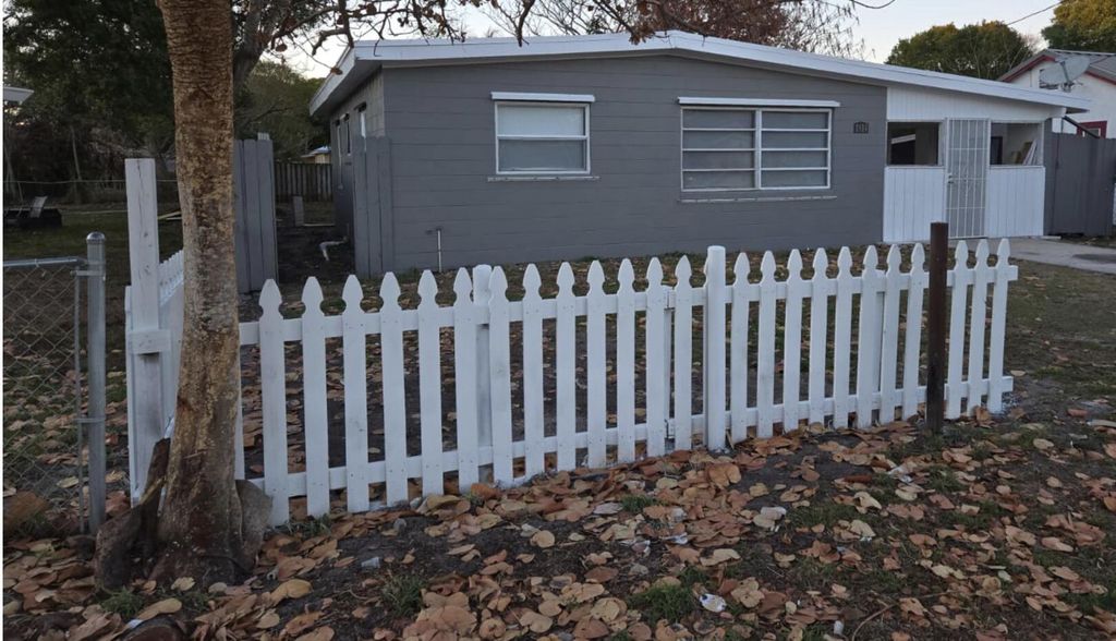 Photo of 1814 Miami Court, Fort Pierce, FL 34950 (MLS # R11166199)