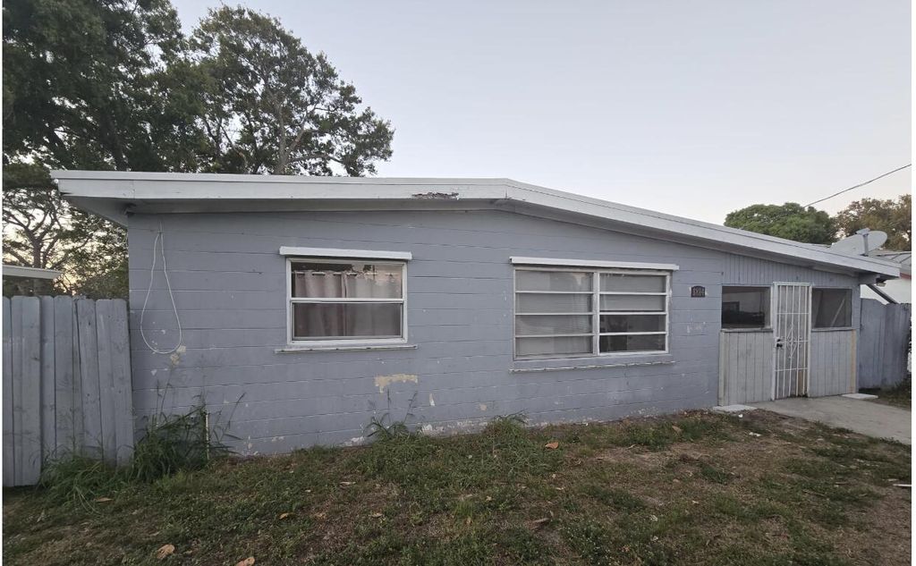 Photo of 1814 Miami Court, Fort Pierce, FL 34950 (MLS # R11166199)