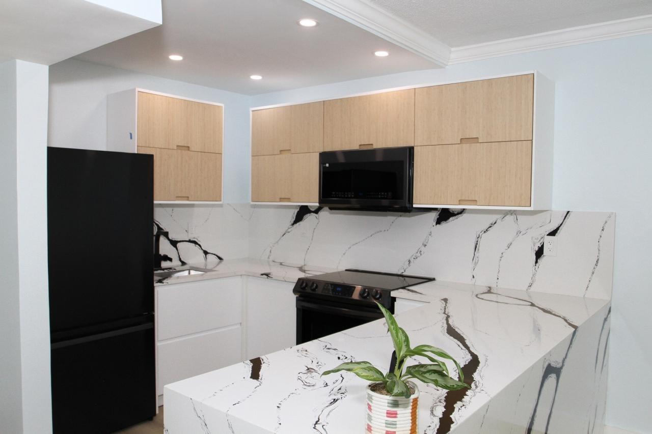 101 SE 6TH AV 5