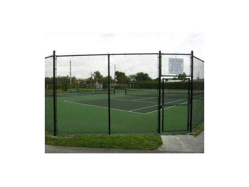 LAKE POINTE #3 CONDO - Residential Lease