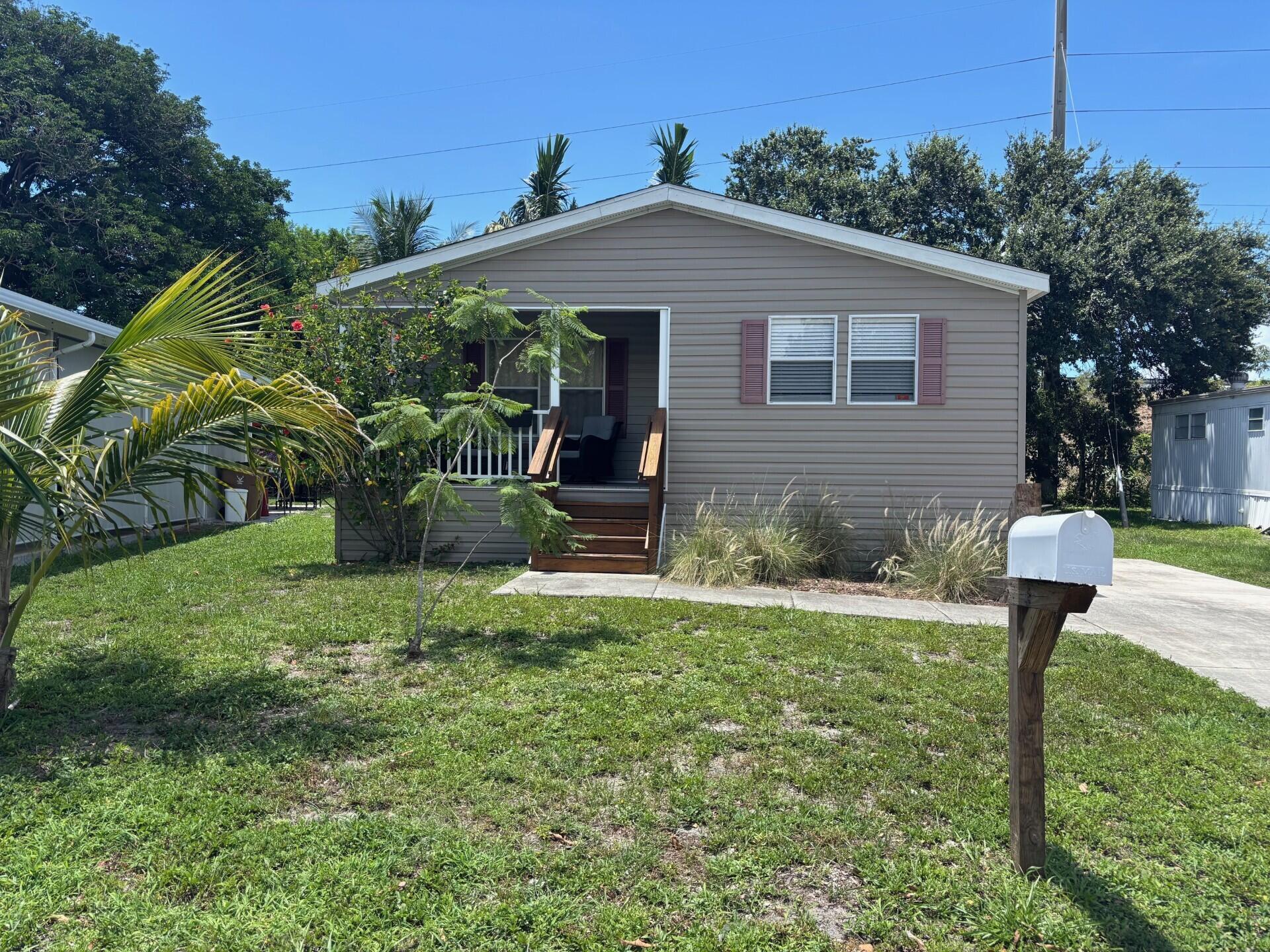 100 NW 48th Court