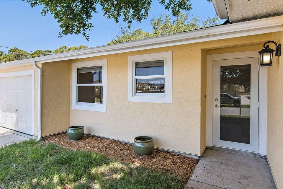 PORT ST LUCIE SECTION 30 - Residential Lease