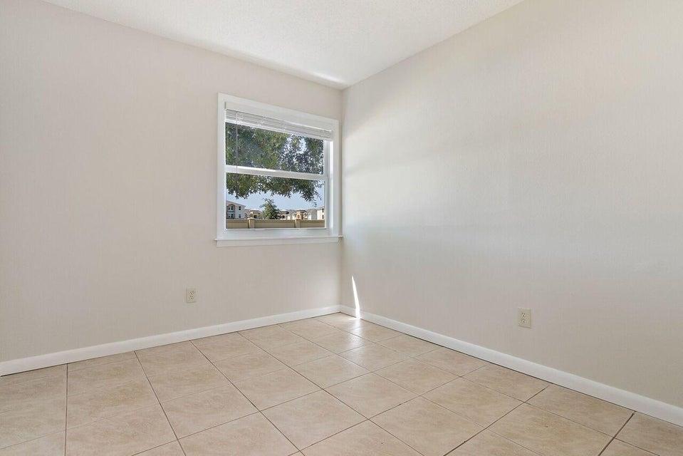 PORT ST LUCIE SECTION 30 - Residential Lease