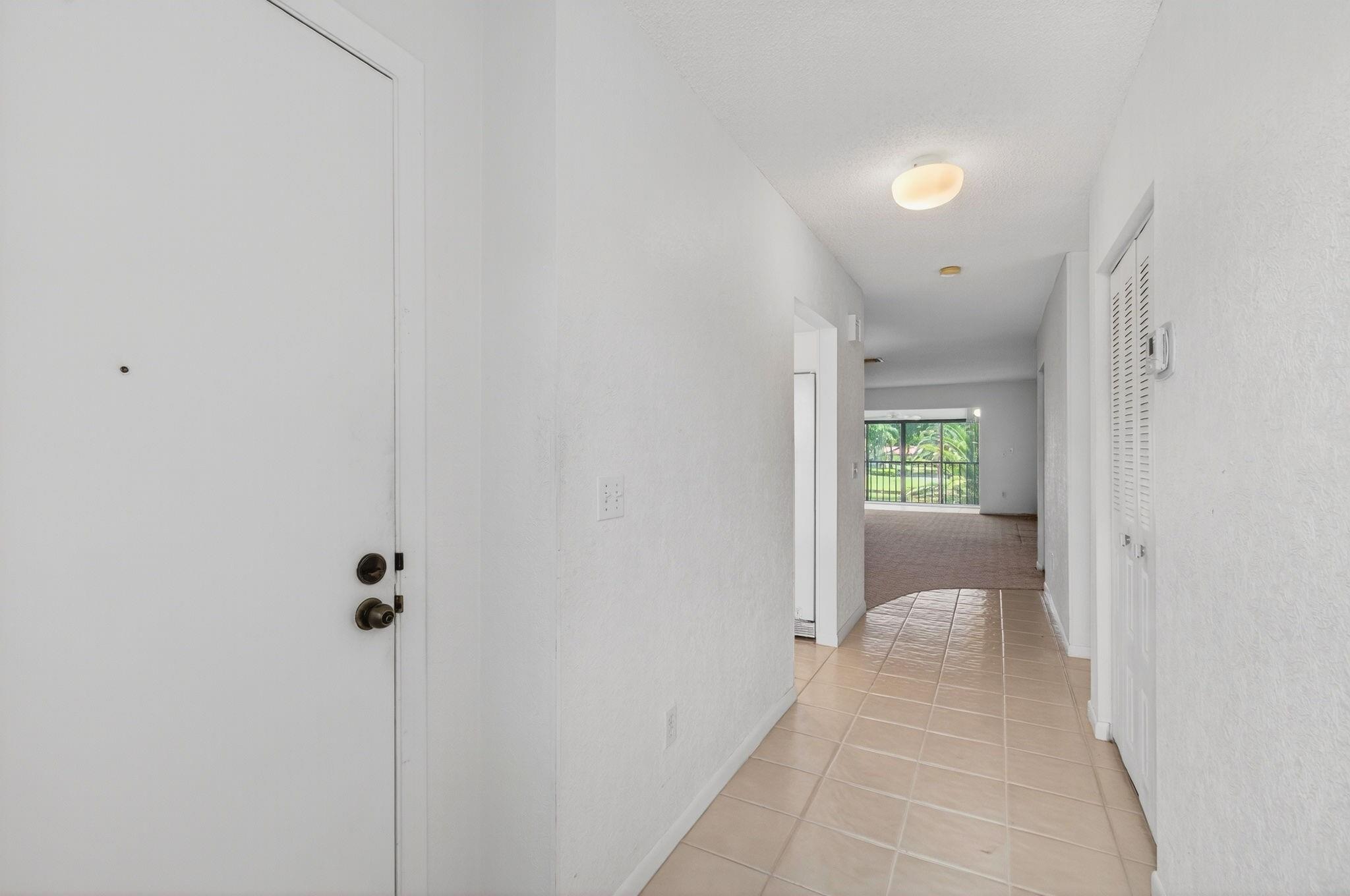 9283 Vista Del Lago 37-J