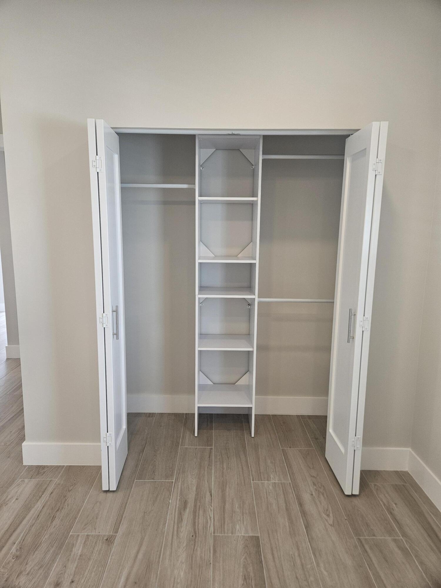 PORT SALERNO - Residential