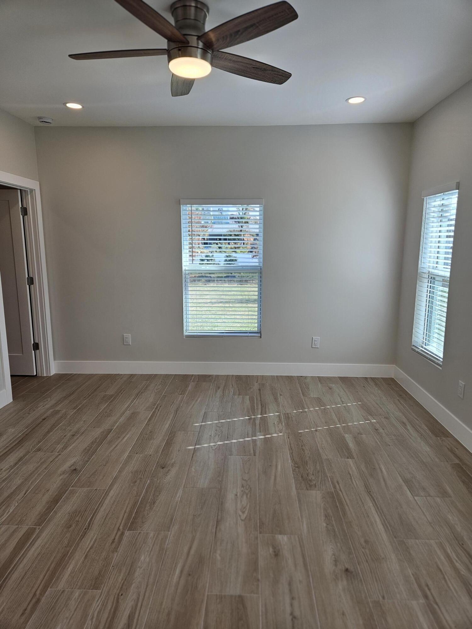 PORT SALERNO - Residential