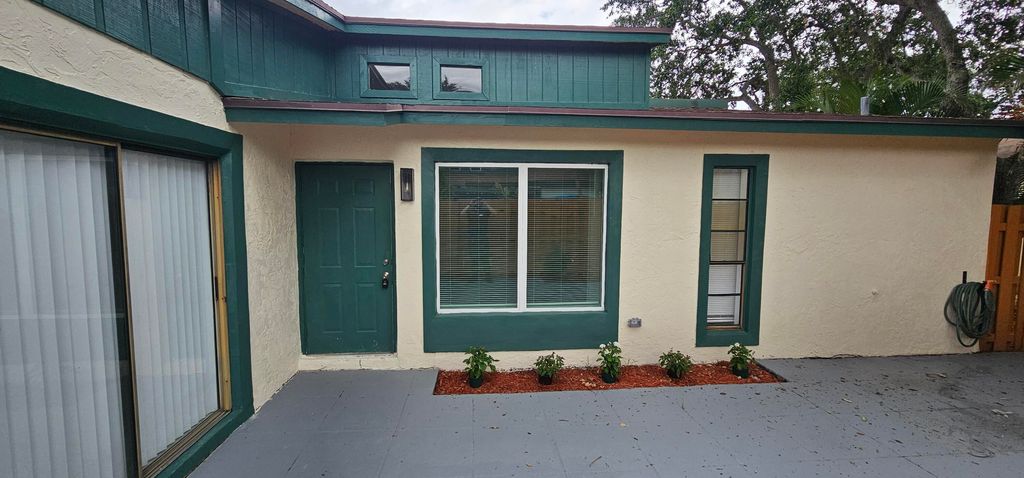 Photo of 1016 Manor Drive #5c, Palm Springs, FL 33461 (MLS # B26025389)