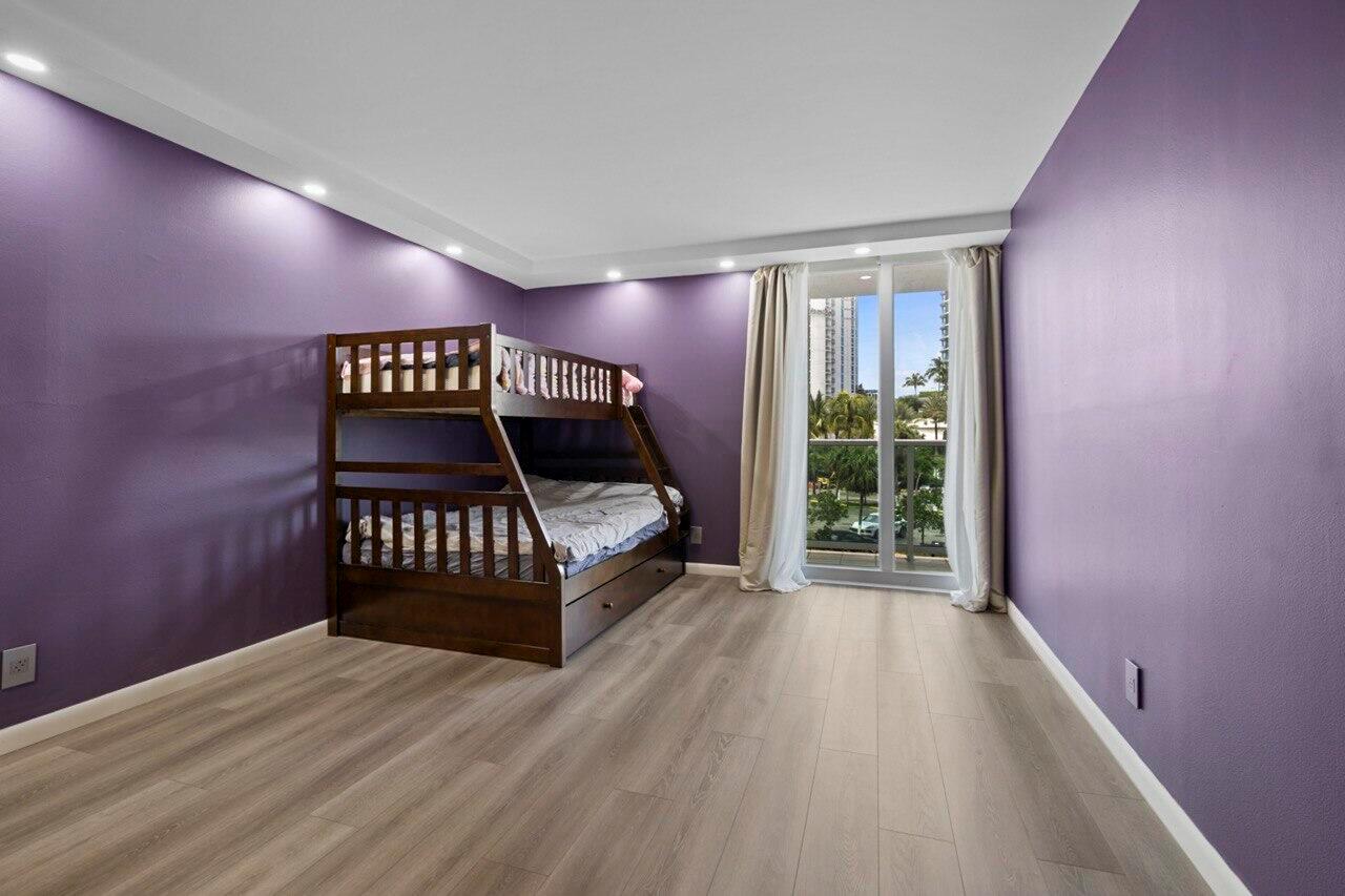 ARLEN HOUSE EAST CONDO - Residential