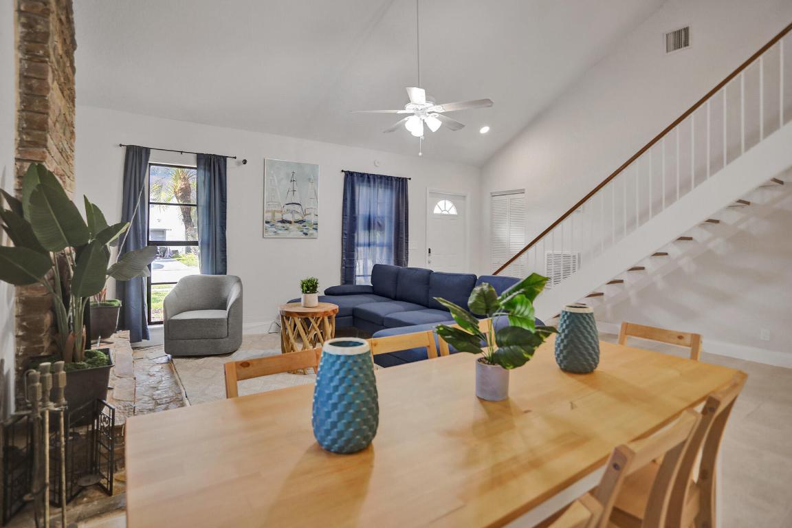 3530 Boulevard Chatelaine Boulevard