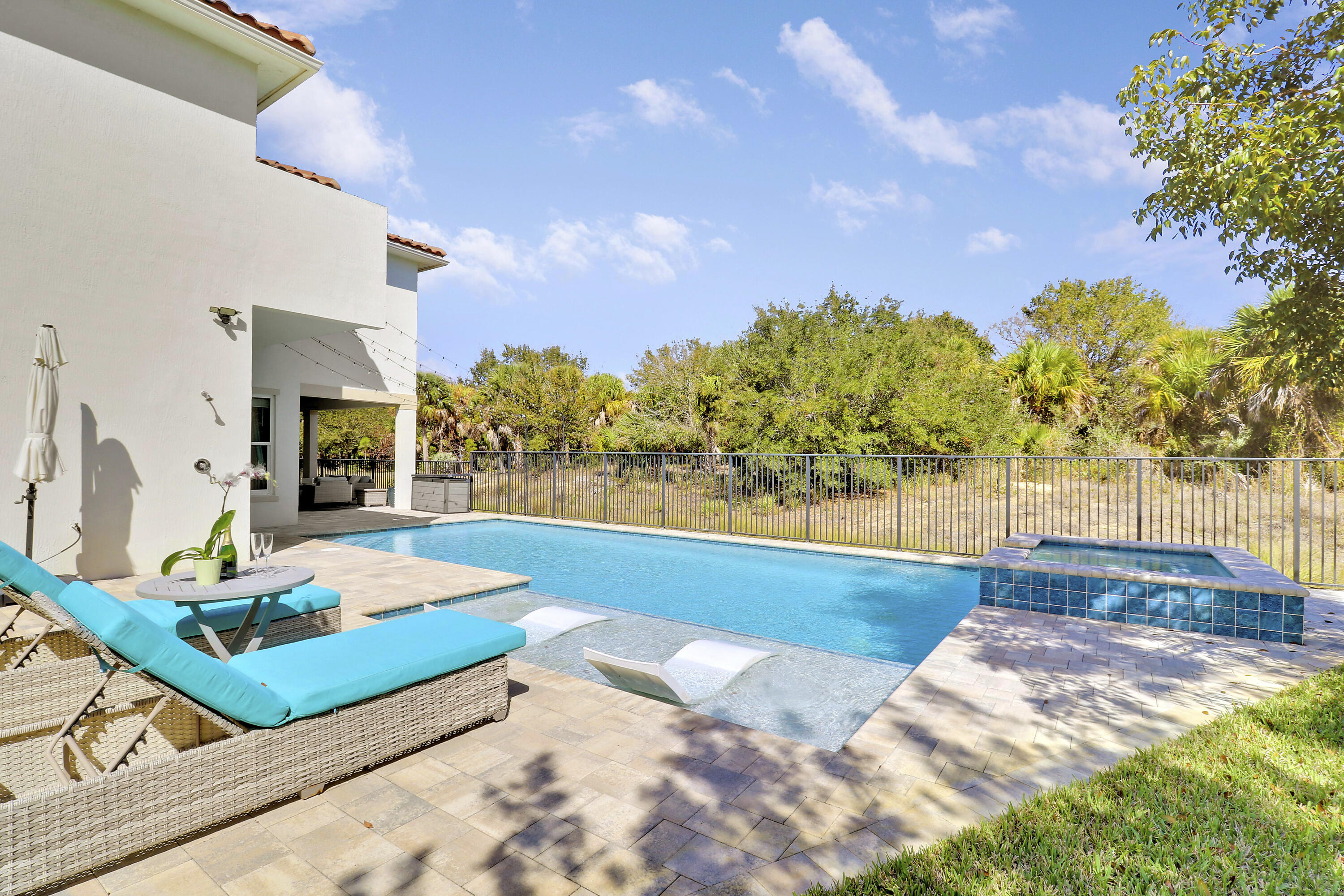 Langford Landing - Residential