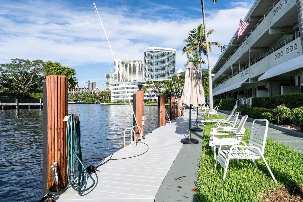 1000 SE 4th Street 311