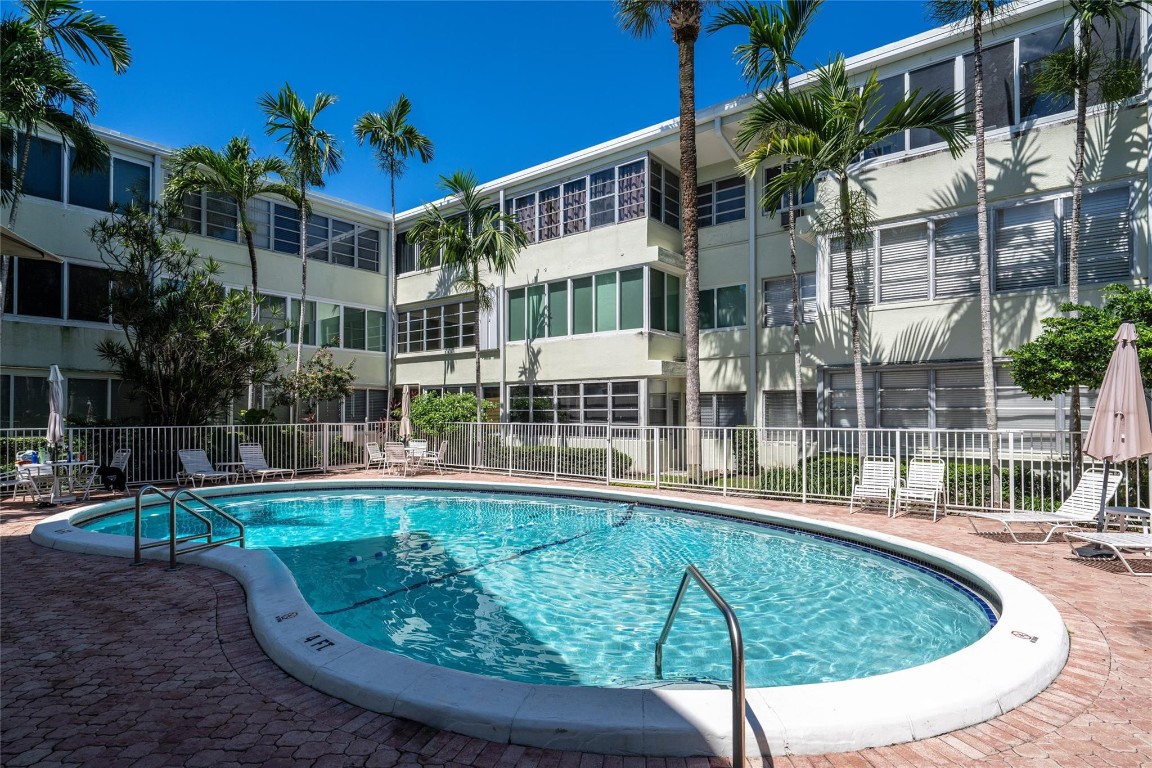 1000 SE 4th Street 311