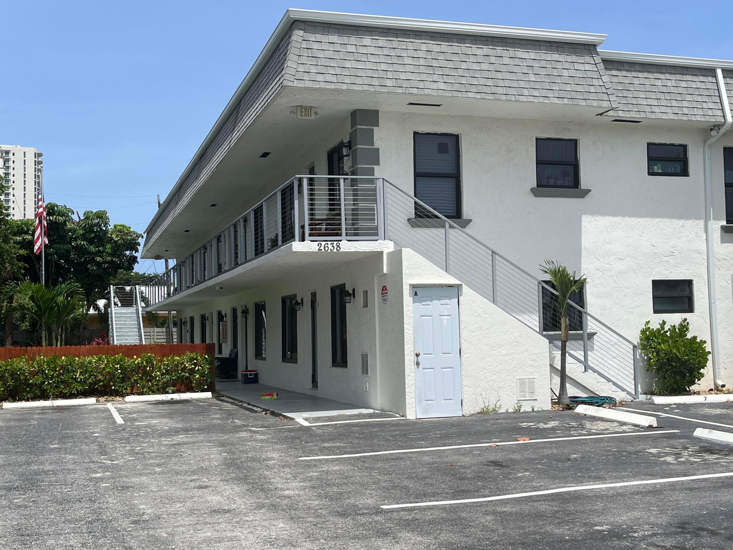 PALM BEACH SHORES - Residential Income