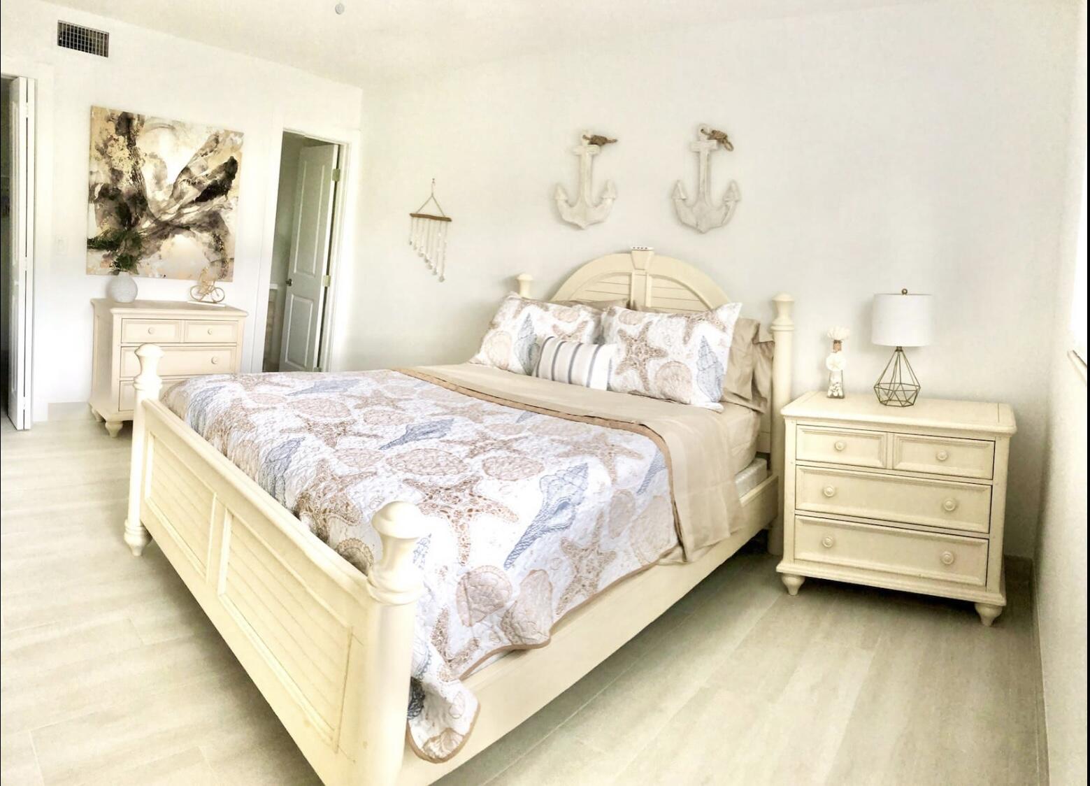 PALM BEACH SHORES - Residential Income