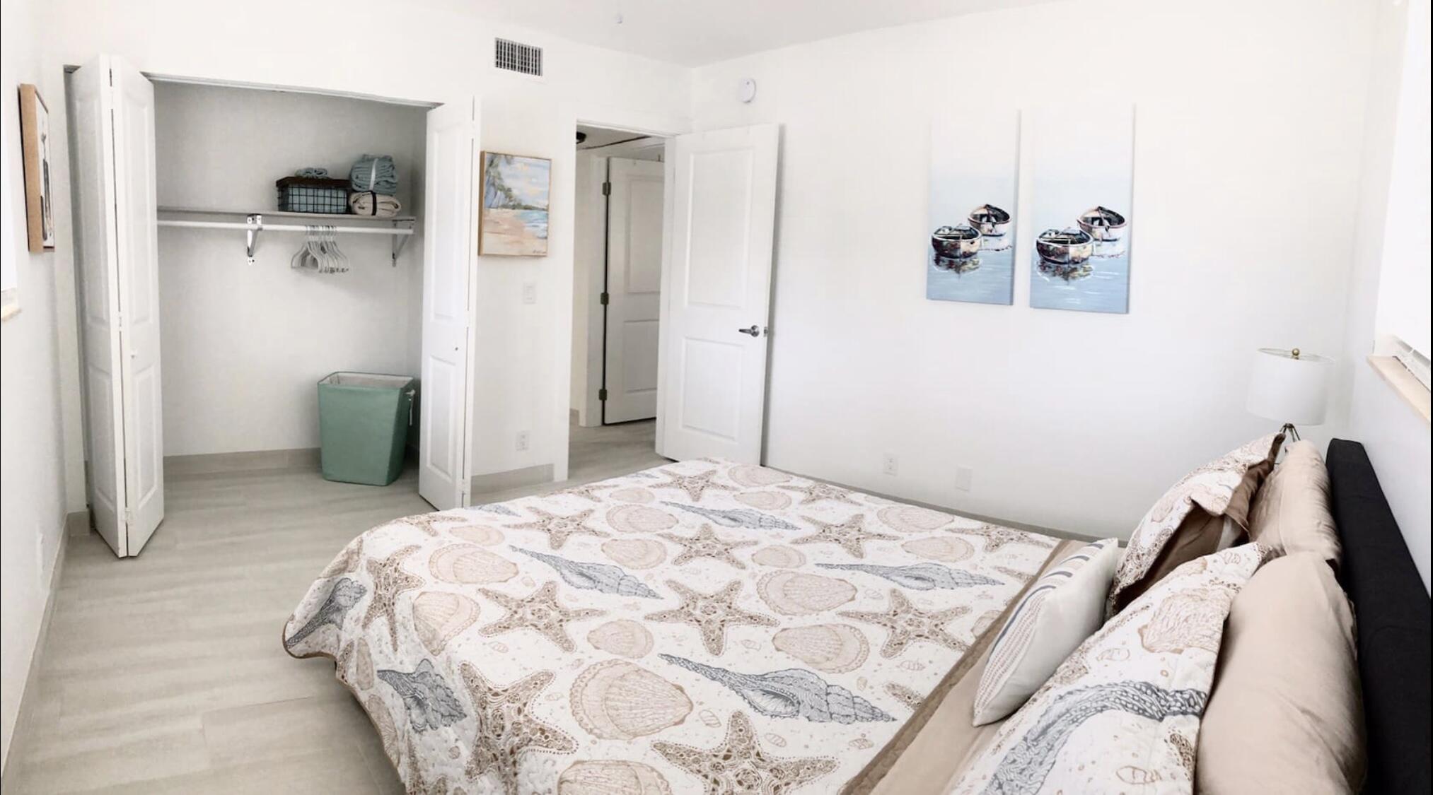 PALM BEACH SHORES - Residential Income