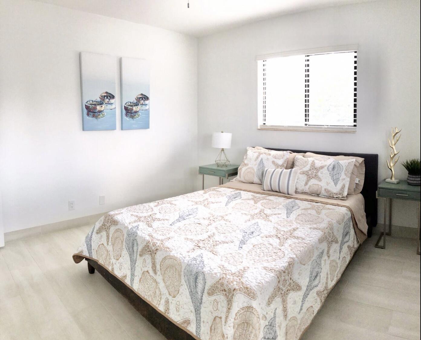 PALM BEACH SHORES - Residential Income