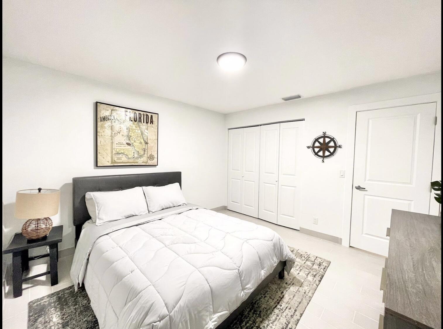 PALM BEACH SHORES - Residential Income