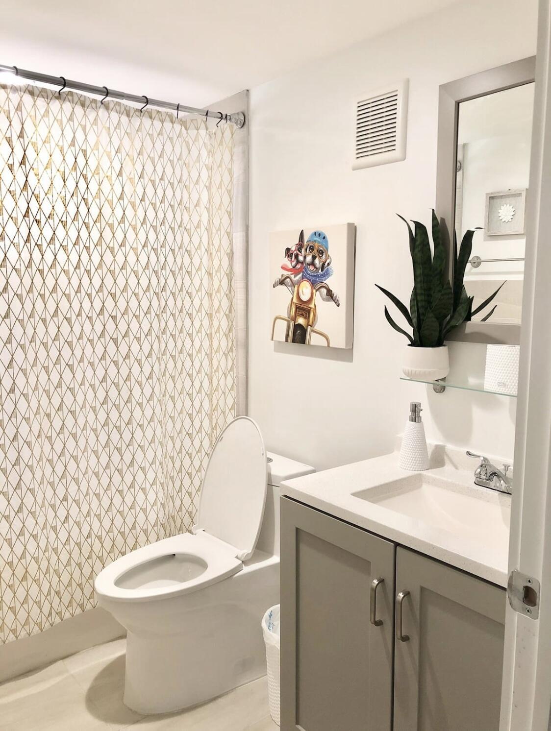 PALM BEACH SHORES - Residential Income