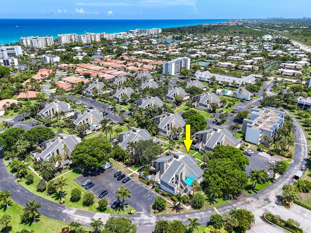 Photo of 1605 S Us Highway 1 1c, Jupiter, FL 33477 (MLS # R11083677)