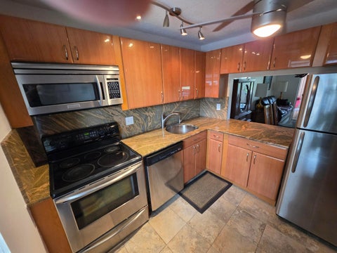 Tiny photo for 7847 Golf Cir Drive #101, Margate, FL 33063 (MLS # B26083492)